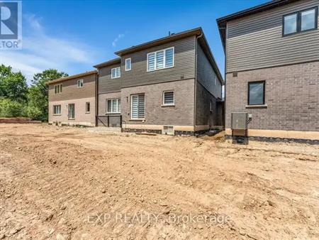 LOWER - 51 MCKERNAN AVENUE | LOWER - 51 MCKERNAN AVENUE, Brantford