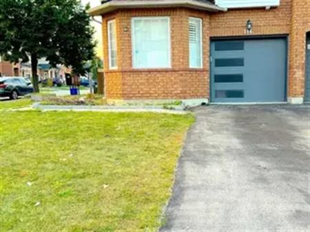 146 STOKELY CRESCENT | 146 STOKELY CRESCENT, Whitby