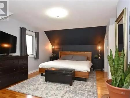1383 MORLEY BOULEVARD | 1383 MORLEY BOULEVARD, Ottawa