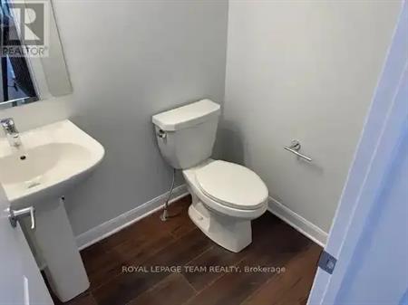 388 CLEARPATH PRIVATE | 388 CLEARPATH PRIVATE, Ottawa