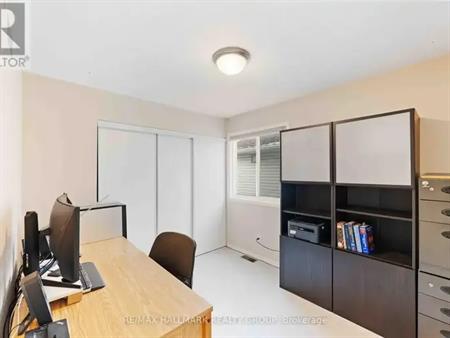 16 WHITESTONE DRIVE | 16 WHITESTONE DRIVE, Ottawa