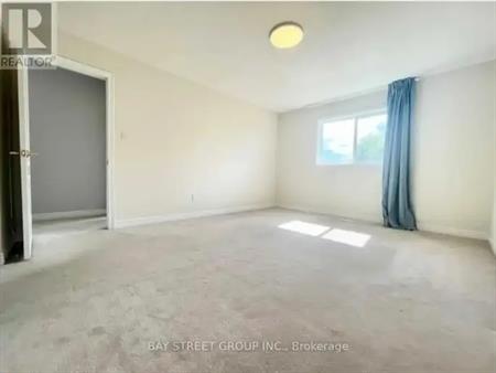 196 KIRKVALLEY CRESCENT | 196 KIRKVALLEY CRESCENT, Aurora
