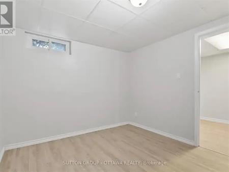 75 CLARKSON CRESCENT | 75 CLARKSON CRESCENT, Ottawa