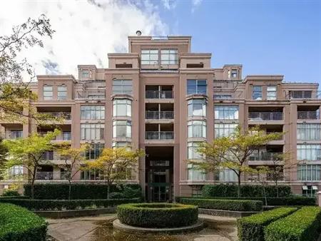 Beautiful Fully Renovated 2 Bedroom Condo In Vancouver! | 2468 East Broadway, Vancouver