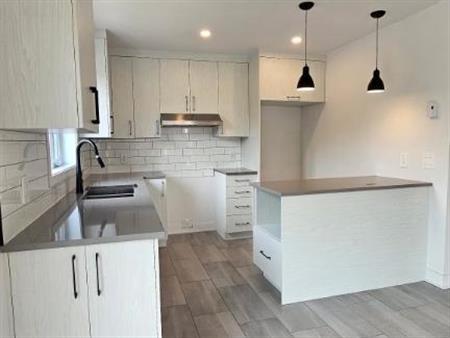 Grand nouveau condo 3 1/2 Longueuil Rive-Sud Montérégie