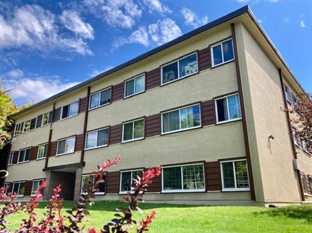Excellent Mount Pleasant Location: Refurbished Mid Century Apartment | 310 East 13th Avenue, Vancouver
