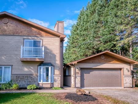 Saint-Sauveur | Maison Semi-Détaché avec Garage Double à Louer
