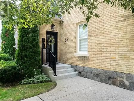 37B VICTORIA Avenue | 37B VICTORIA Avenue, Cambridge