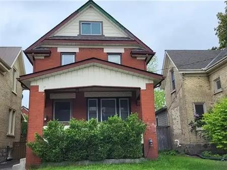 17 THERESA Street | 17 THERESA Street, Kitchener