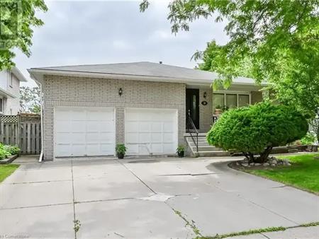 30 GOLDCREST Drive | 30 GOLDCREST Drive, Stoney Creek