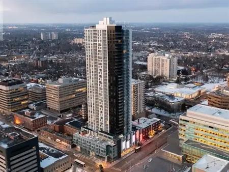 60 FREDERICK Street Unit# 1613 | 60 FREDERICK Street Unit# 1613, Kitchener