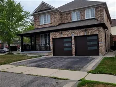1 NETHERWAY CRESCENT | 1 NETHERWAY CRESCENT, Ajax