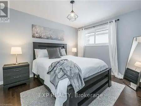 33 FAIRLAWN ROAD | 33 FAIRLAWN Road, Kitchener