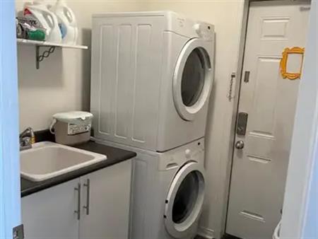 106 RUSSEL DRIVE | 106 RUSSEL DRIVE, Bradford West Gwillimbury