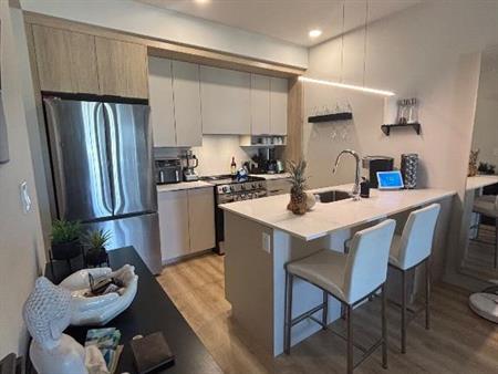 1 BED 1 BATH - Apartment