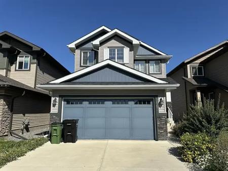 Spacious 3-Bedroom Upper Floor Suite in Secord – Modern Home with Bonus Room | 9863 222 Street Northwest, Edmonton