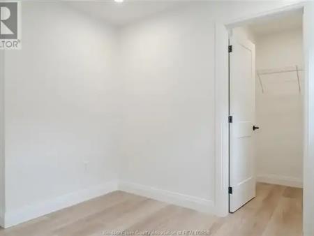 1645 St Luke Unit# 1 | 1645 St Luke Unit# 1, Windsor
