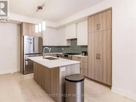 (THIRD LEVEL 2ND BR) - 114 ALTON CRESCENT | (THIRD LEVEL 2ND BR) - 114 ALTON CRESCENT, Vaughan