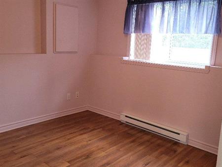 grand Condo à louer à Repentigny
