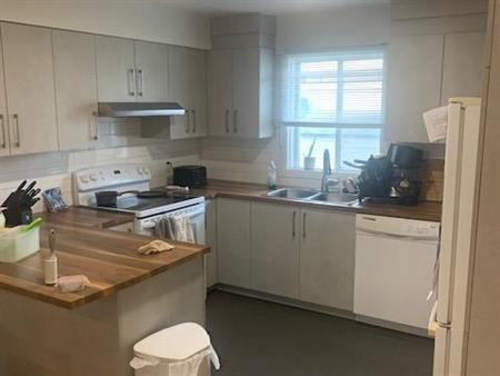 5.5 a louer à repentigny 1er septembre
