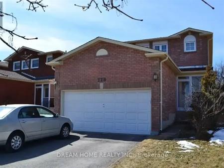 228 BERNARD AVENUE | 228 BERNARD AVENUE, Richmond Hill