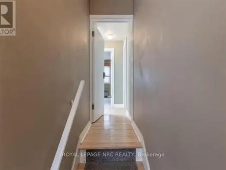 UPPER - 66 QUEENSTON STREET | UPPER - 66 QUEENSTON STREET, St. Catharines