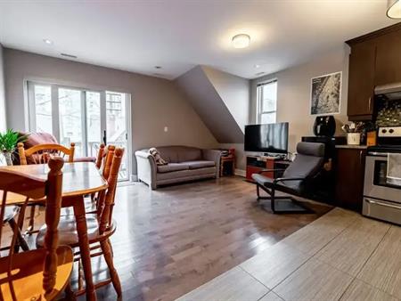 355 Gilmour Street | 355 Gilmour Street -, Ottawa