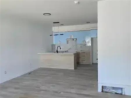 Brand New 3-Bedroom Main Floor Unit Available in Holyrood – Sept 1st | 7524 94 Avenue Northwest, Edmonton
