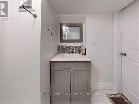 BASEMENT - 30 BEAVERTON ROAD S | BASEMENT - 30 BEAVERTON ROAD S, Richmond Hill