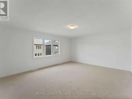 686 FENWICK WAY | 686 FENWICK WAY, Ottawa