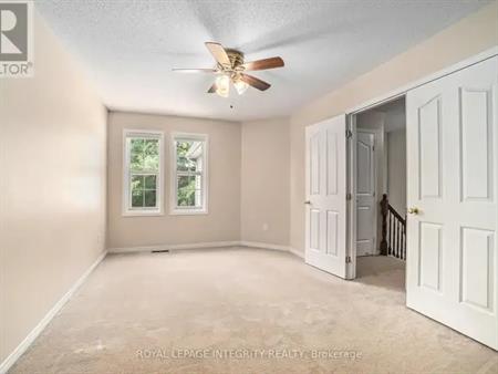 558 ABERFOYLE CIRCLE | 558 ABERFOYLE CIRCLE, Ottawa