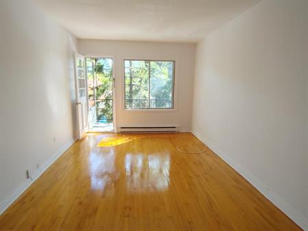 Spacious 3 ½ Apartment for Rent – Rosemont