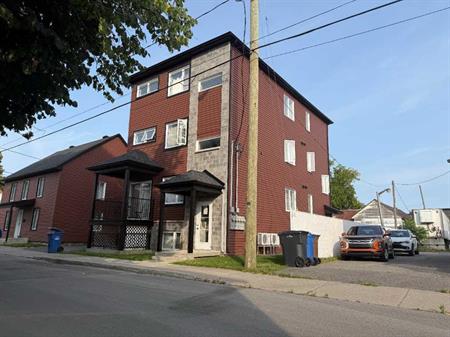 4 1/2 à louer à Joliette