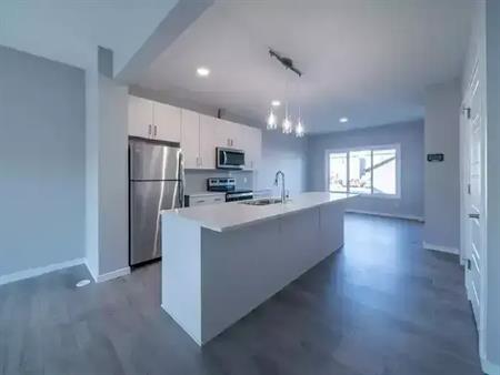 Beautiful 3-Bedroom Main Floor Suite in Glenridding Ravine! Available September 1! | 2128 159 Street Southwest, Edmonton