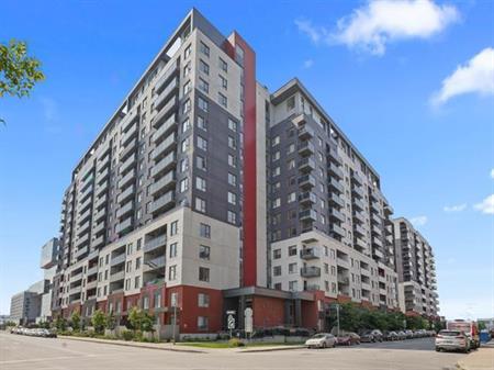 CONDO URBANIA DE LUXE 3 1/2 AU COEUR DU CENTRE VILLE DE LAVAL ''METRO MONTMORENCY''