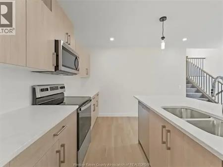 2469 FRONT ROAD | 2469 FRONT ROAD, LaSalle