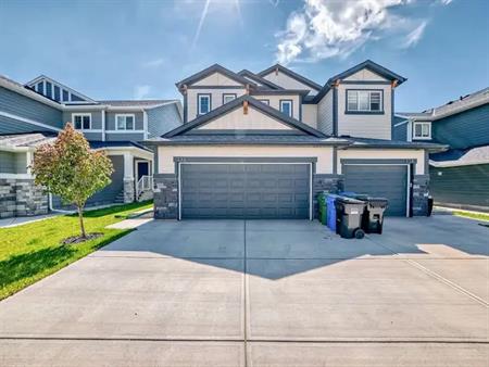 Modern relatively new 2 bed 1 bath basement available for immediate occupancy | 232 Legacy Glen Parade Southeast, Calgary