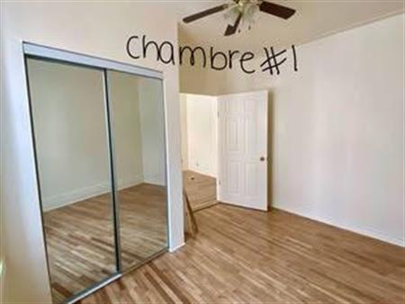 Appartement 2chambres + bureau