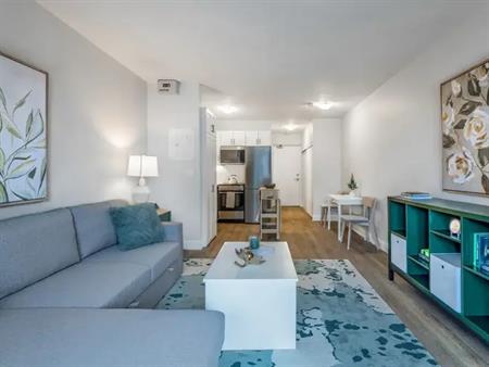 255 King Street West | 255 King Street West, Hamilton