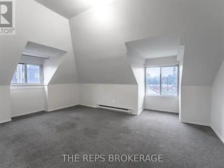337 MONTGOMERY STREET | 337 MONTGOMERY STREET, Ottawa