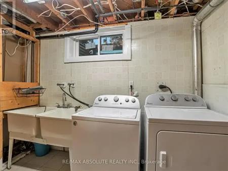 20 HARWICK CRESCENT | 20 HARWICK CRESCENT, Ottawa
