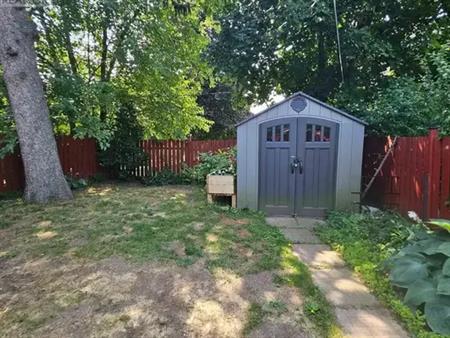 4 FISHER MILLS ROAD | 4 FISHER MILLS Road, Cambridge
