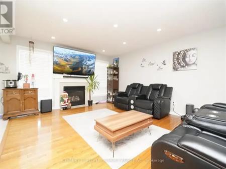 UPPER - 657 THOMPSON ROAD S | UPPER - 657 THOMPSON ROAD S, Milton