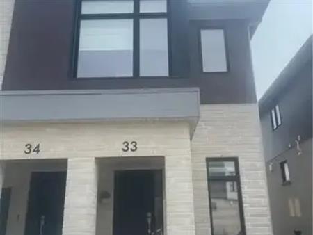 15 STAUFFER WOODS Trail Unit# 33 | 15 STAUFFER WOODS Trail Unit# 33, Kitchener