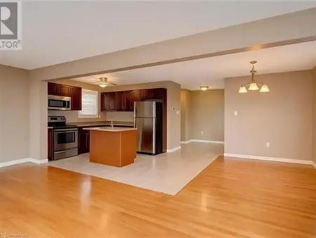 UPPER-10 VERONA Street | UPPER-10 VERONA Street, Kitchener