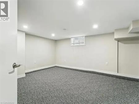 20 HETHERINGTON Street Unit# 2 | 20 HETHERINGTON Street Unit# 2, St. Catharines