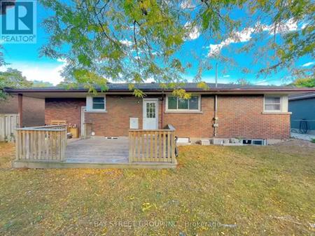 LOWER - 12 WAKIL DRIVE | LOWER - 12 WAKIL DRIVE, St. Catharines