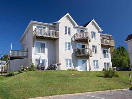 2½ au 28 Impasses du Cap à Loretteville pour 1e novembre