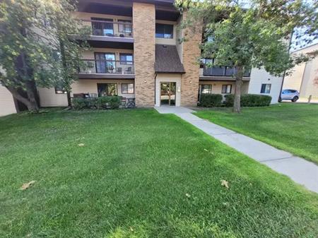 285 Kingsmere Blvd | 285 Kingsmere Boulevard 304, Saskatoon