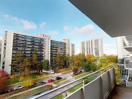 45 Oakmount Rd | 45 Oakmount Rd, Toronto
